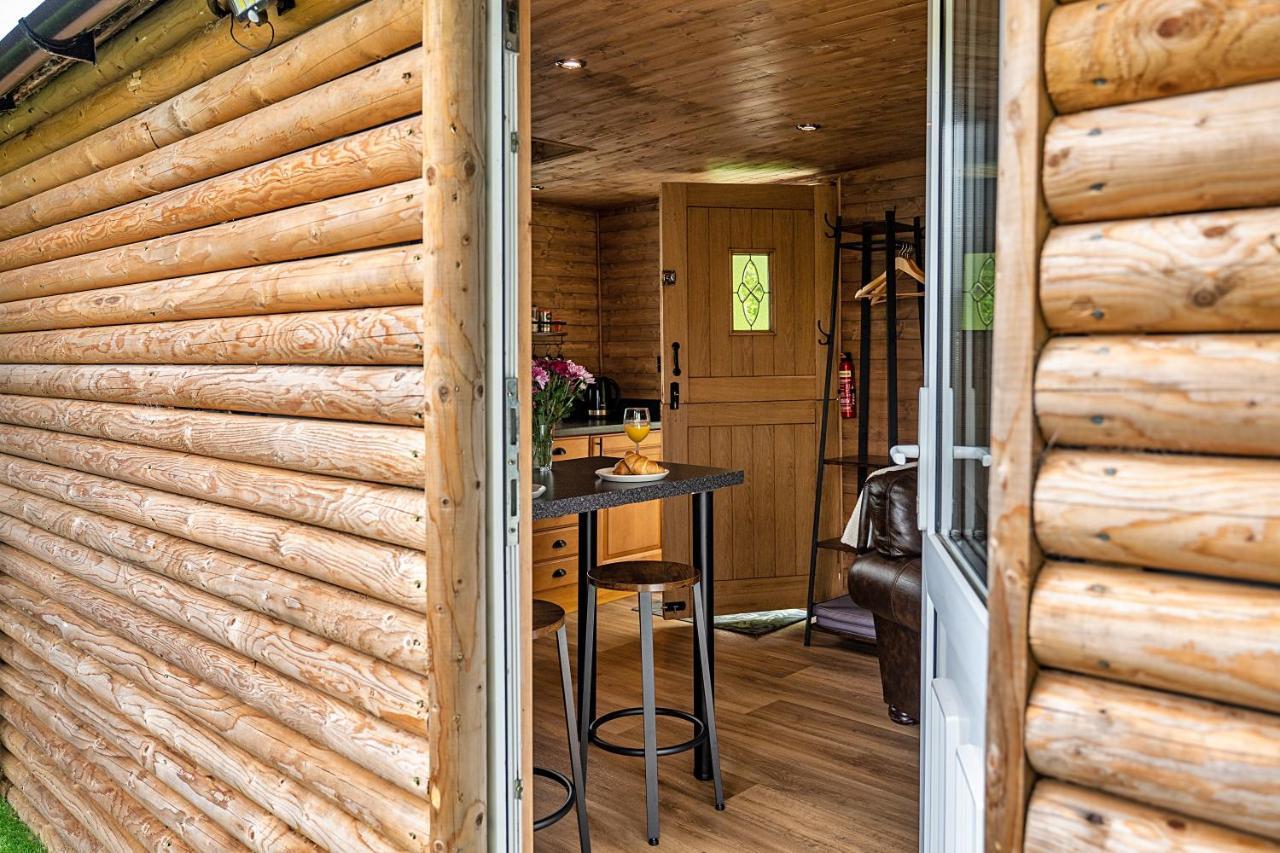 Finest Retreats - Trevoya Cabin Launceston Exterior foto